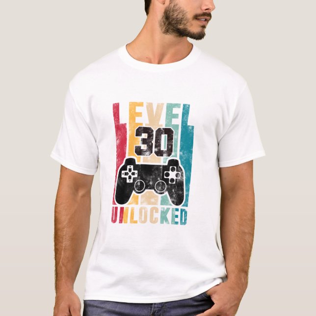 30 Unverschlossene 30 Jahre alte Wohnung T-Shirt (Vorderseite)