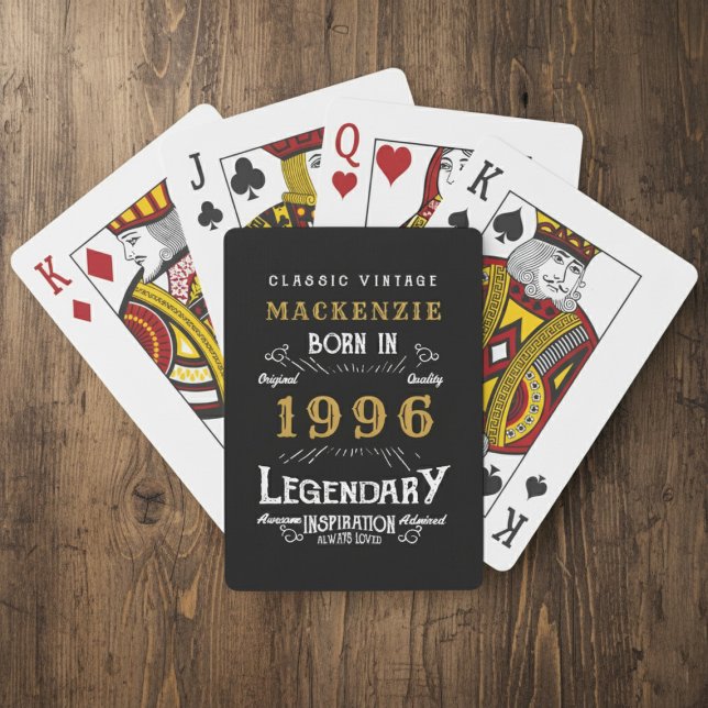 30th Birthday Born 1996 Legend Black Gold Spielkarten (Born 1996 playing cards. Wood background.)