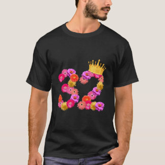 32 Blumenkrone Mein 32. T-Shirt