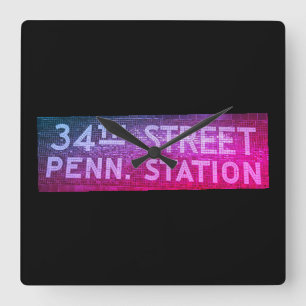 34th Street New York, New Tile Train Station Sign Quadratische Wanduhr