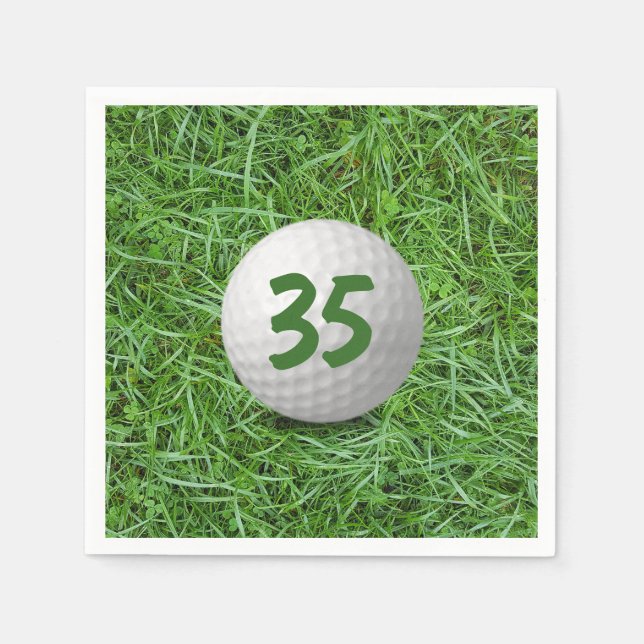 35. Geburtstag Golf Ball auf Grass Napkins Serviette (Vorderseite)