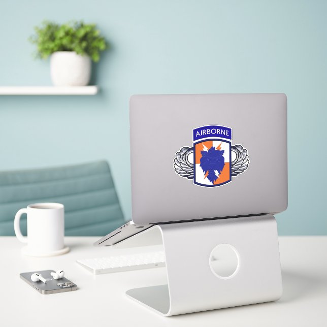 35. Signalbrigade Im Flugzeug Aufkleber (Laptop auf Schreibtisch)