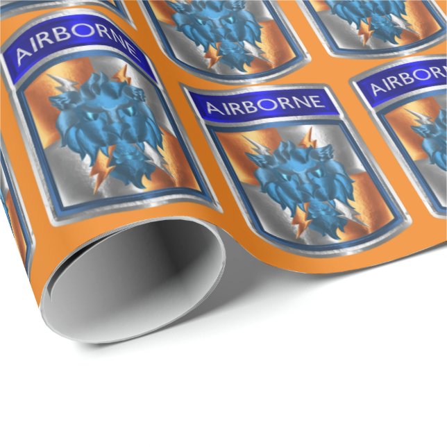 35. Signalbrigade-Im Flugzeug Geschenkpapier (Rolleneckpunkt)