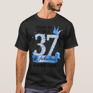 37 & Fabulous I Blue White Party Gruppe Candid Fot T-Shirt