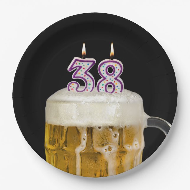 38. Geburtstagsbier auf schwarzem Papierplatten Pappteller (Vorderseite)