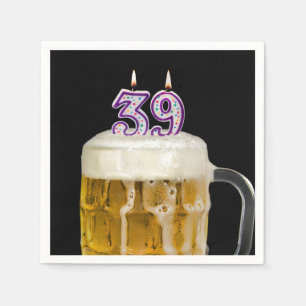 39. Geburtstagsbär auf schwarz Serviette