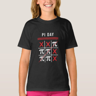 3.14 Tic-Tac-Toe-Noughts and Crosses Happy Pi Day T-Shirt
