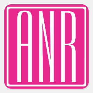 3 Anfangsbuchstaben Monogramm Weiß auf Hot Pink Quadratischer Aufkleber