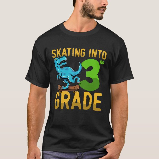 3 Class Dinosaur Skateboard Last First Day School  T-Shirt (Vorderseite)