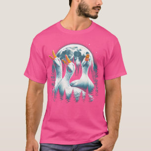 3 Enten, die am Mondwolf-Tier herumhacken T-Shirt