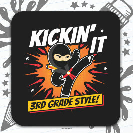 3. Klasse Ninja Kick ersten Tag zurück zur Schule Quadratischer Aufkleber
