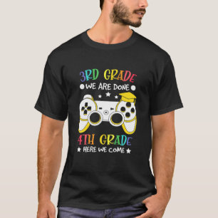 3. Klasse Wir sind 4. Klasse hier kommen wir Magie T-Shirt