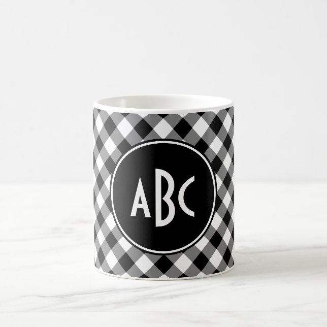 3 Letter Black and White Buffalo Kariert Monogram Kaffeetasse (Mittel)