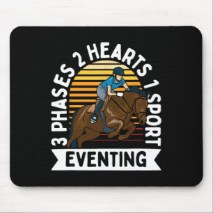 3 Phasen 2 Herz 1 Sportereignis - Pferdezucht Mousepad