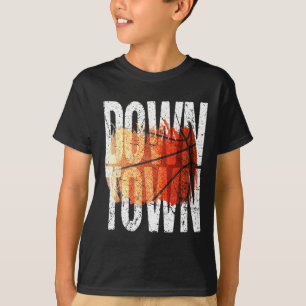 3 Point Shot Basketball Grafik - Innenstadt T-Shirt