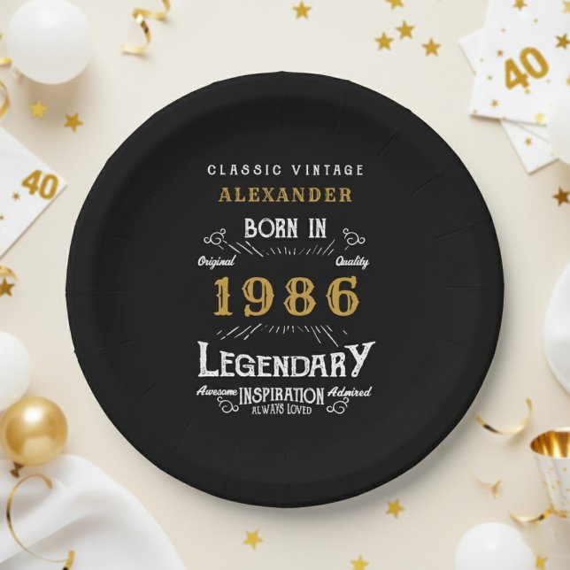 40. Geburtstag 1986 Legendär Retro Pappteller (1986 black paper plate on a white and gold background.)