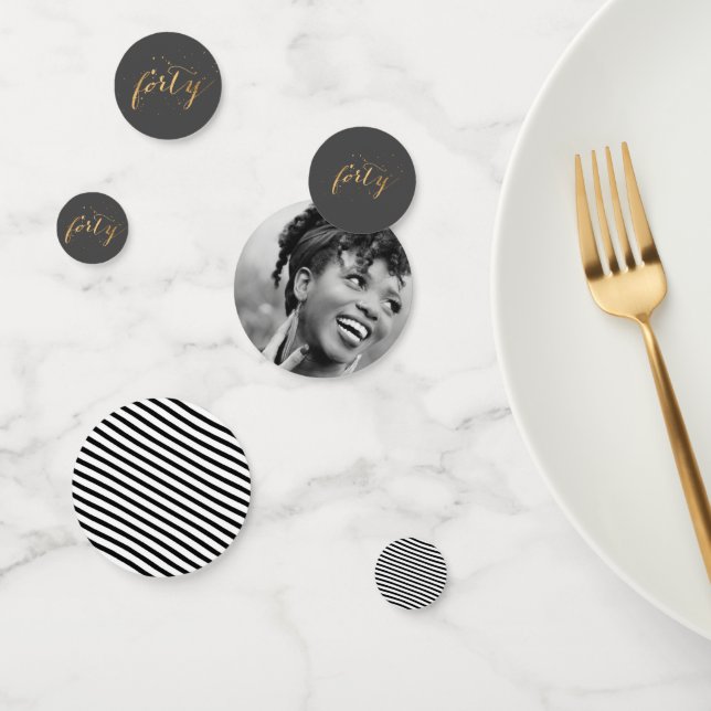 40. Geburtstag Foto Schwarz-weißes Gold Party Konfetti (Gruppe)