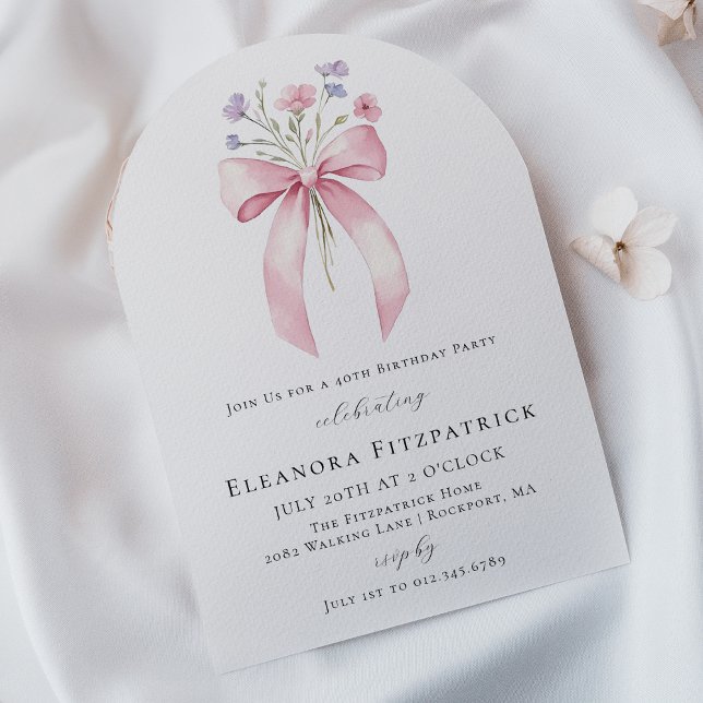 40. Geburtstag Party Pink Bow Wildblume Arch Einladung (Von Creator hochgeladen)