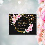 40. Geburtstag Save the Date tropische schwarze St Postkarte<br><div class="desc">Eine Save the Date Karte für einen Tropen unter den Sternen Thema 40. Geburtstag Party. vorne: Trendy tropischer Stil. Mit einem geometrischen Rahmen in goldenem Imitat, der mit rosa Hibiskus dekoriert ist, Blume tropische Blumen mit etwas Grün. Ein schicker schwarzer Hintergrund und goldene Sterne. Vorlagen für Namen und Datum. Goldene...</div>