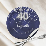 40. Geburtstagsnacht blaue Silberstars Pappteller<br><div class="desc">Zum 40. Geburtstag. Eine marineblau Hintergrundfarbe mit Imitaten silbernen Sternen. Die blaue Farbe ist ungleichmäßig. Fügen Sie Ihren Namen,  Text hinzu.</div>