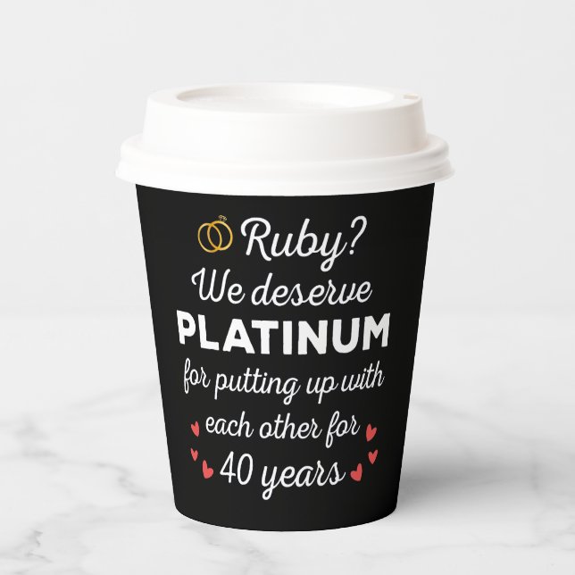 40. Hochzeitstag I - Ruby Funny Couple Pappbecher (Vorderseite)