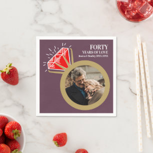 40. Hochzeitstag Rotrubinring Foto Serviette