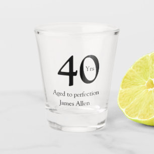 40 Jahre auf den Punkt gereift Geburtstagsname ein Schnapsglas