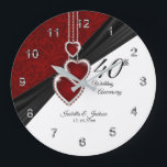 40. Ruby Wedding Anniversary Keepake auf Weiß Große Wanduhr<br><div class="desc">⭐ ⭐ ⭐ ⭐ 5 Star Review. 🥇 ORIGINAL COPYRIGHT ART DESIGN VON Donna Siegrist NUR AUF ZAZZLE VERFÜGBAR!. Personalisieren der Uhr 40., 52. oder 80. Ruby Wedding Anniversary Keepake oder Jahre Service bereit für Sie zu personalisieren. ✔ HINWEIS: ÄNDERN SIE NUR DIE VORLAGEBEREICHE, DIE SIE BENÖTIGEN! 😀 Sie können...</div>