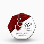 40. Ruby Wedding Anniversary Keepake Design Acryl Auszeichnung<br><div class="desc">🥇 ORIGINAL COPYRIGHT ART DESIGN VON Donna Siegrist NUR AUF ZAZZLE VERFÜGBAR.. 40. Ruby Wedding Anniversary Keepake Design. Dieses Design funktioniert gut mit anderen Veranstaltungen, wie z.B. einem Geburtstag, Jahren des Dienstes, etc.. einfach nur durch eine Änderung des Textes. ⭐ Dieses Produkt ist zu 100% benutzerdefinierbar. Grafik und/oder Text können...</div>