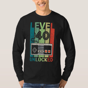 40. T-Shirt