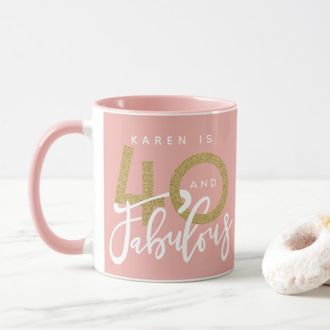 40 und fabelhafte Tasse (Mit Donut)