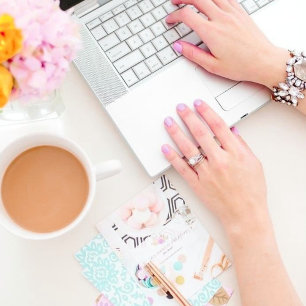 40 und fabelhafte, wasserfarbene, rosa Sakora Blum Milchtasse