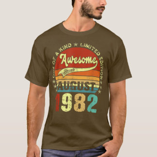 40 Years Old Awesome Since August 1982 Vintage 40t T-Shirt
