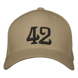 42 BESTICKTE BASEBALLKAPPE
