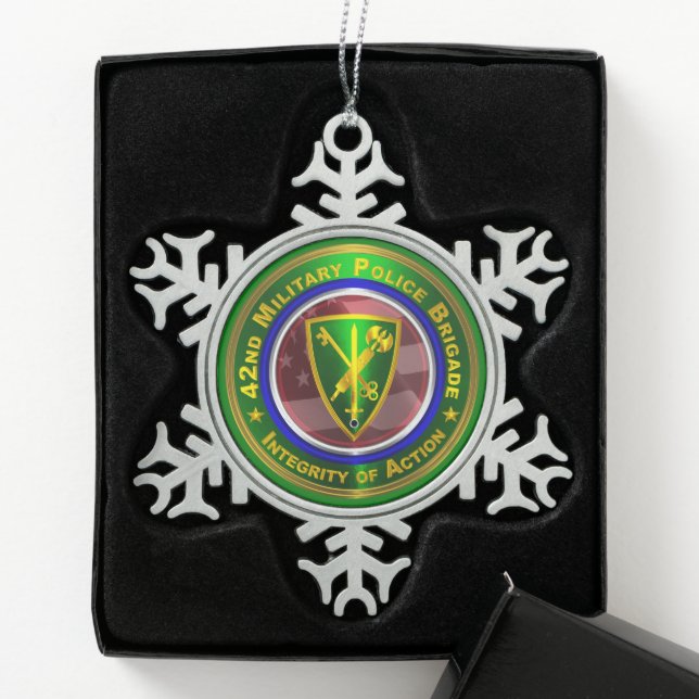 42. Militärpolizei Schneeflocken Zinn-Ornament (Box)