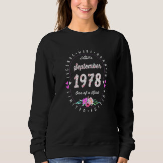 43. Geburtstag Blumenlegende Geboren im September Sweatshirt