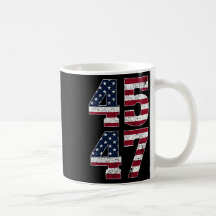 45 47 Wir, die Menschen 2024 stehen mit amerikanis Kaffeetasse
