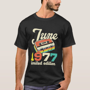 45. Geburtstag Juni 1977 Vintag Cassette Limited T-Shirt