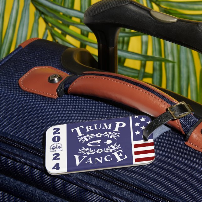 47 Trump Vance 2024 Gepäckanhänger (Vorderseite Insitu 3)