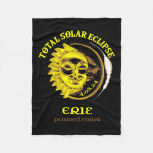 4.08.24 Gesamtsolaristin Eclipse 2024 Erie Pennsyl Fleecedecke