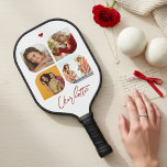 4 Foto Modernes Trendy Einfache Personalisierte Be Pickleball Schläger<br><div class="desc">4 Foto Modern Trendy Simple Heart Personalisiert Name Pickleball Paddle verfügt über vier Ihrer Lieblings-Fotos mit Ihrem personalisierten Namen in eleganter roter Kalligrafie-Skript mit einem Liebe Herz. Personalisieren Sie diese, indem Sie den Text in dem dafür vorgesehenen Textfeld bearbeiten. Perfekt zum Geburtstag, Weihnachten, Muttertag, Babyduschen, Brautpartys, Mama, Schwester, Cousins, beste...</div>