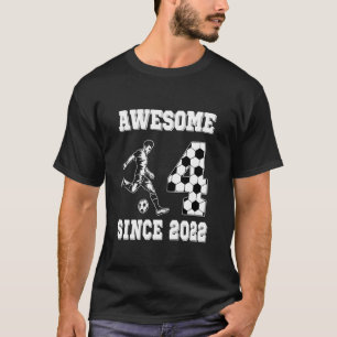 4. Geburtstag Fußball Junge Großartig Seit 2022 T-Shirt