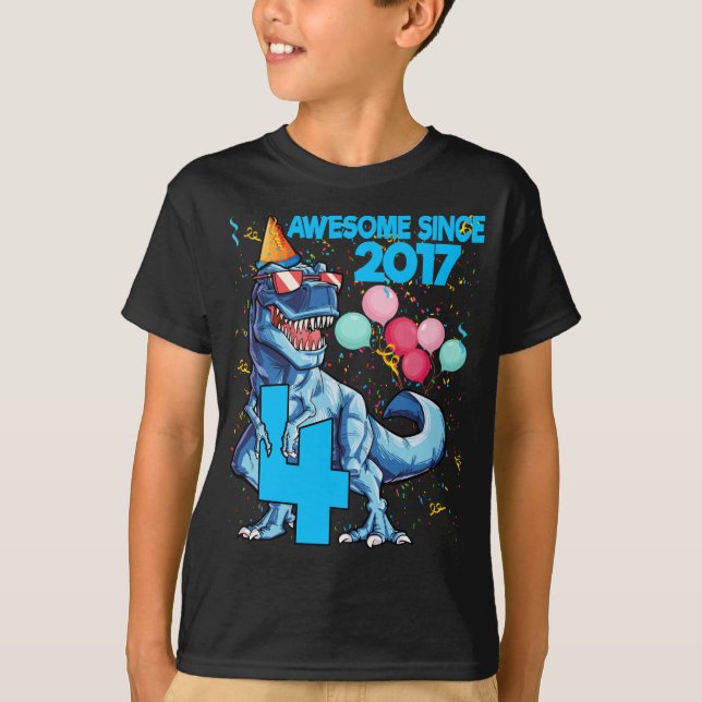 4. Geburtstag Phantastisch seit 2017 Dinosaurier T-Shirt (Vorderseite)
