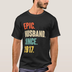 4. Hochzeitstag Him Epic Husband Seit 2010 T-Shirt