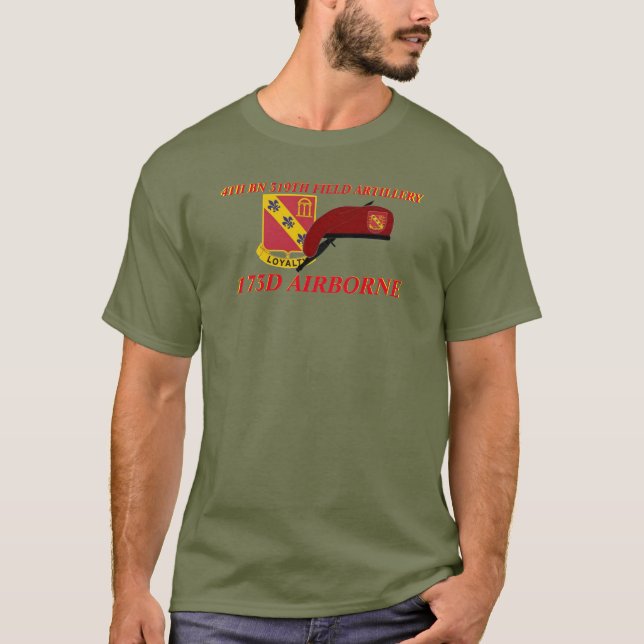 4. IM FLUGZEUG SHIRT DER BATAILLON-319. (Vorderseite)