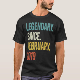 4 Jahre alte Legendärin seit Februar 2019 4. Gebur T-Shirt