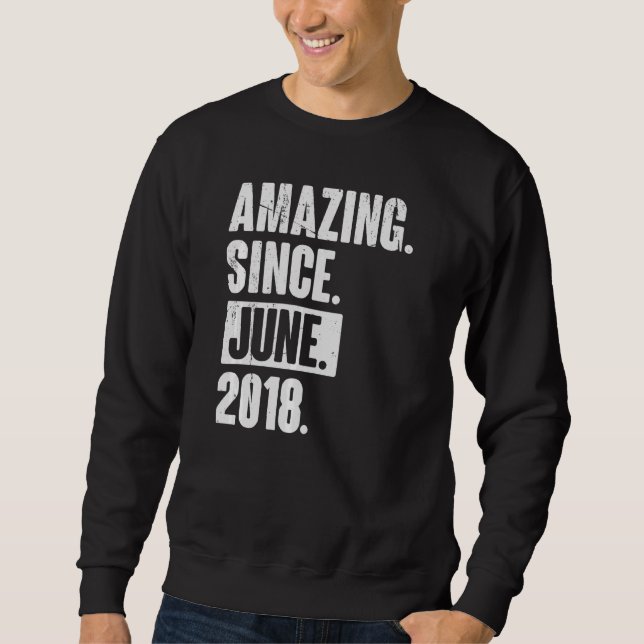 4 Jahre Phantastisch seit Juni 2018 Sweatshirt (Vorderseite)