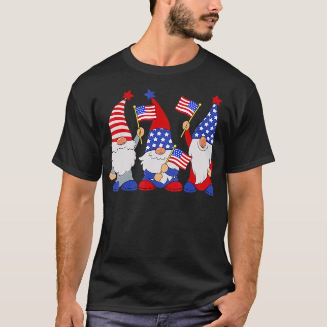 4. Juli 2021 Patriotische Gnome Funny American T-Shirt (Vorderseite)