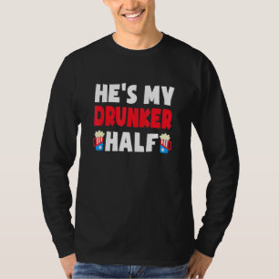 4. Juli Bier trinkendes Paar Er ist mein größerer T-Shirt