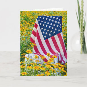 4. Juli Geburtstagsflagge in Gelbfärbung Karte